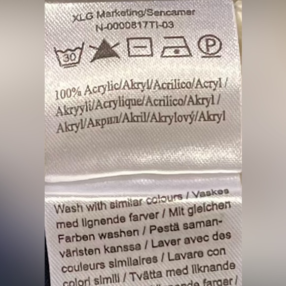 ***๐3 for $35./Beautiful white b.young sweater. - Picture 5 of 5